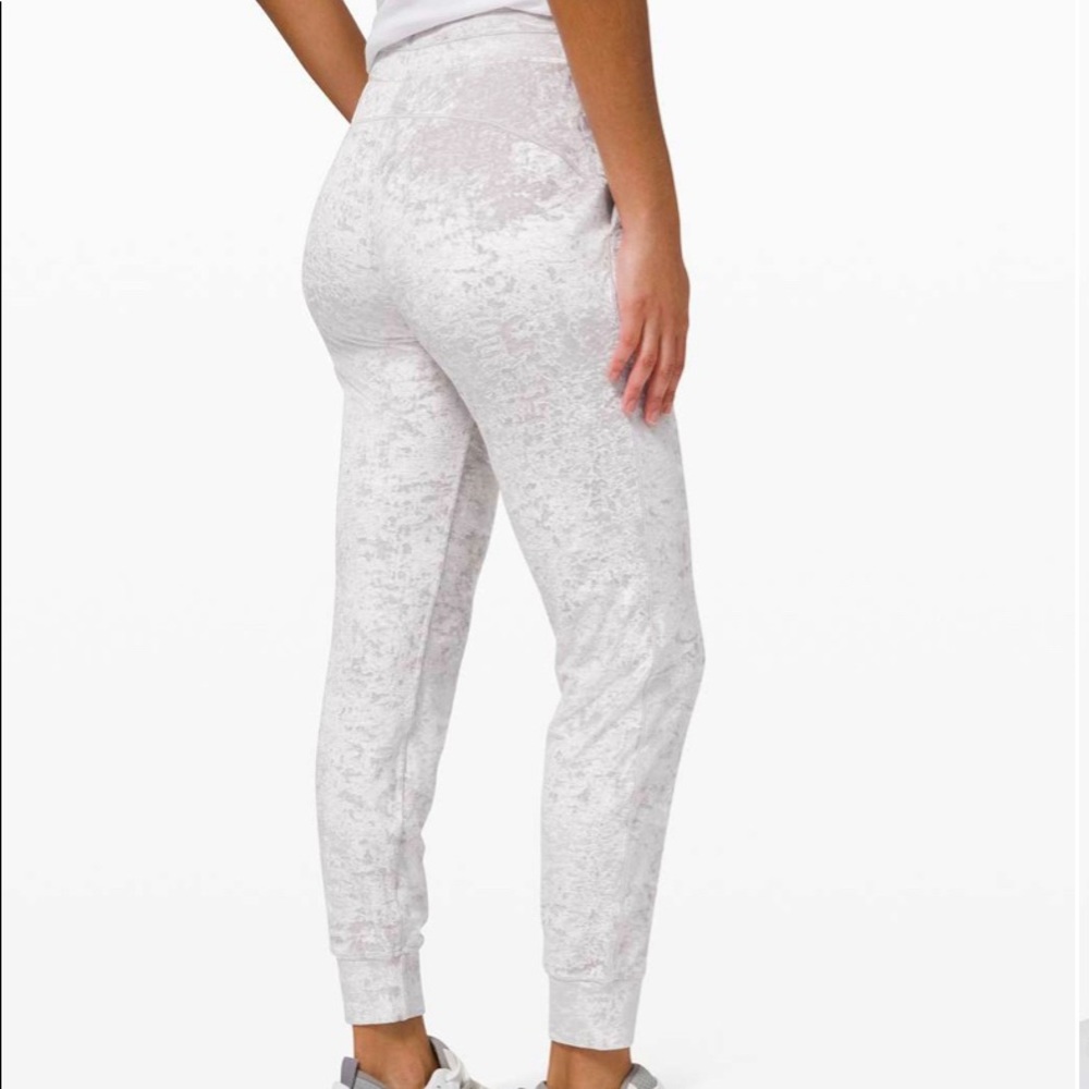 Lululemon *special edition* Ready To Crush jogger pant Chrome
